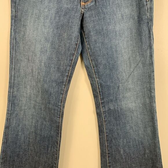 Salt Works jeans Avenue A low rise flare woman’s size 28 medium wash blue denim - Picture 3 of 10